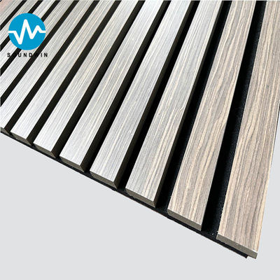 Paneles de pared de madera en pizarra acústica de roble gris con feltro negro de madera de roble gris