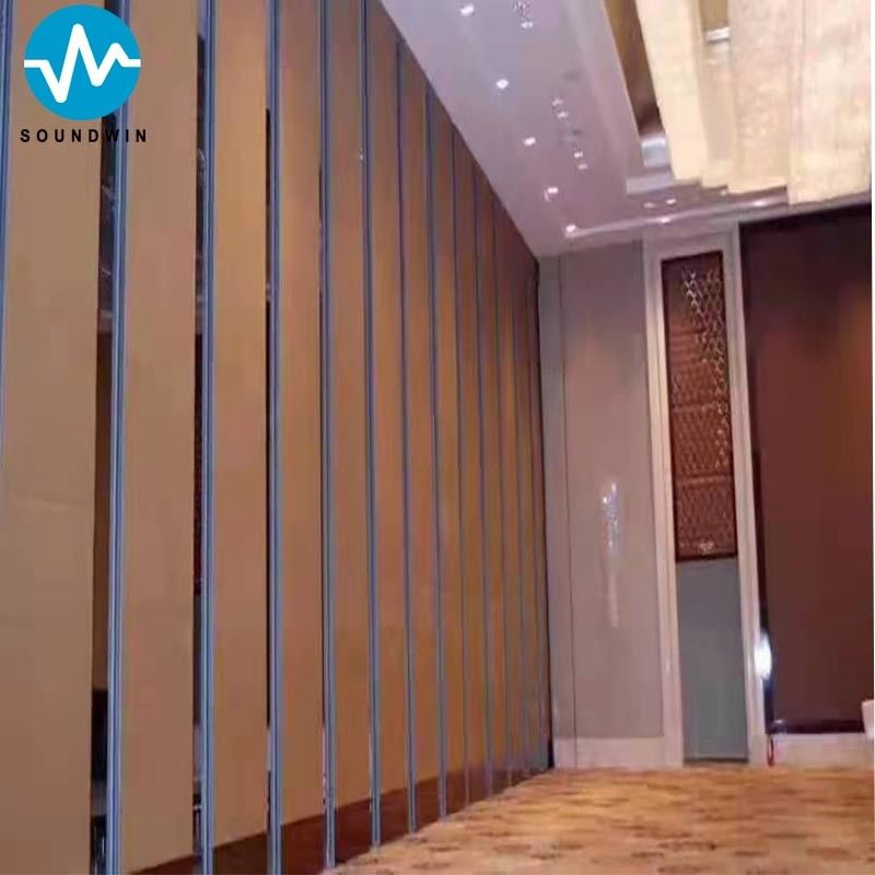 Pared corredera y mamparas acústicas Puerta operable para hotel Sala de banquetes